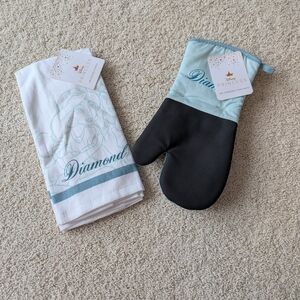 Disney Princess Jasmine Kitchen Towels/Oven Mitts
